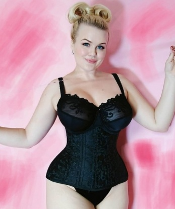 Юстренко, 19 лет, 3 размер груди